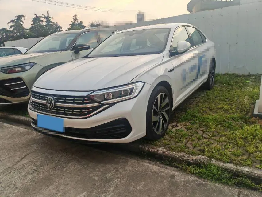 2023 Volkswagen Sagitar 1.5T 160HP L4 7DCT,autocango,china used car exporter,china ev exporter,chinese used car exporter,chinese used ev exporter