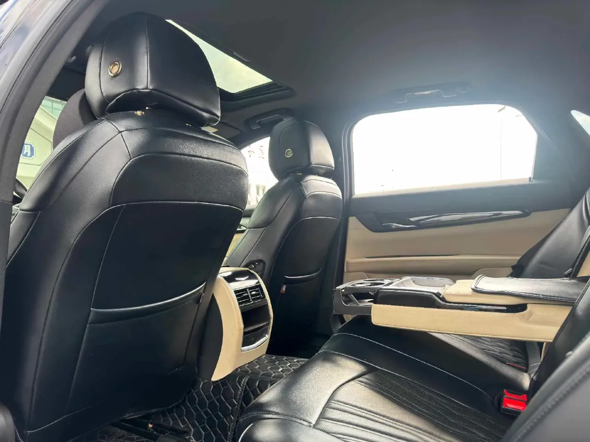 2021 Cadillac CT6 2.0T 237HP L4 10AT,autocango,china used car exporter,china ev exporter,chinese used car exporter,chinese used ev exporter