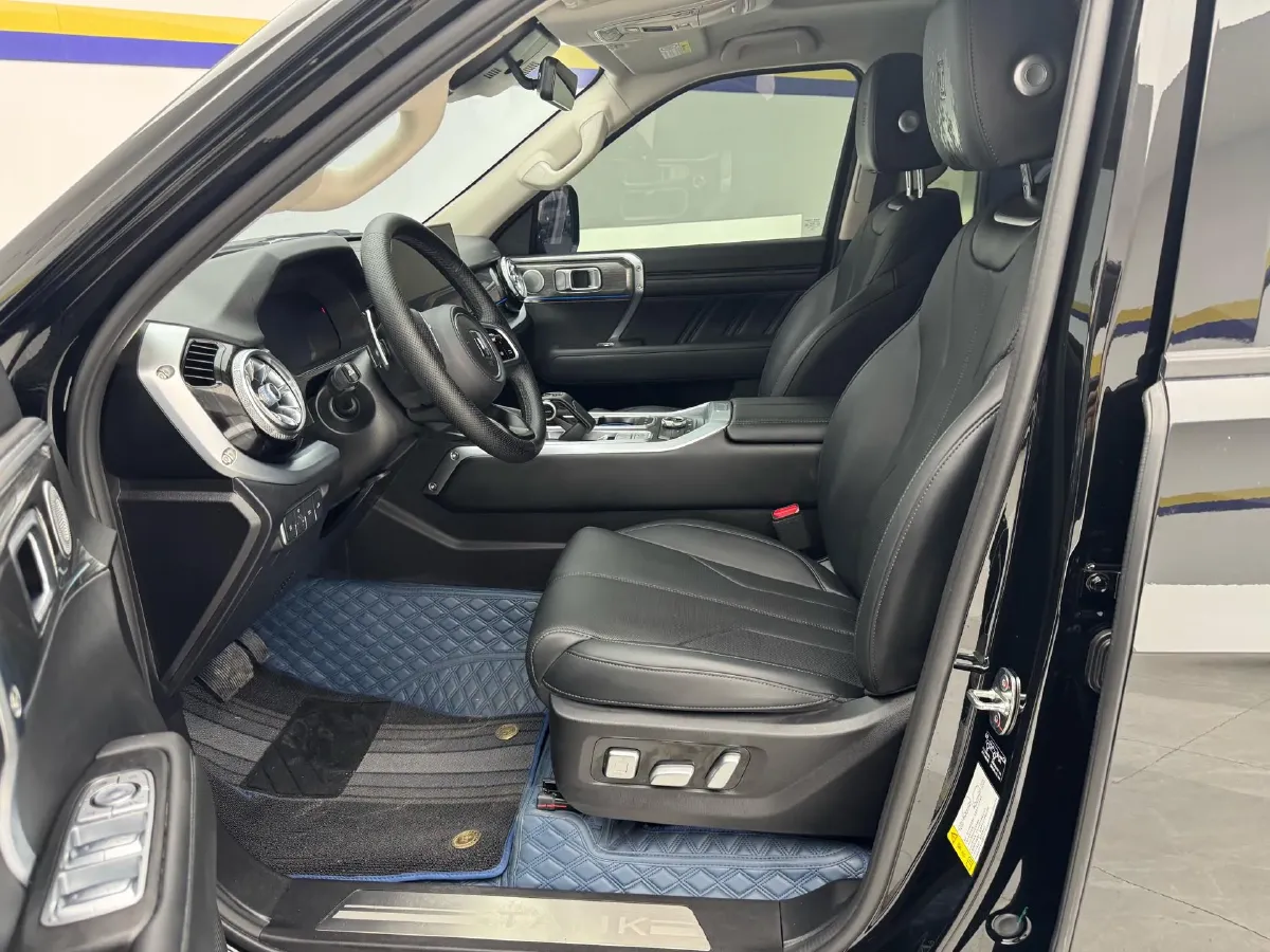 2024 Tank 400 2.0T 252HP L4 9AT PHEV 36.7/37.1KWH,autocango,china used car exporter,china ev exporter,chinese used car exporter,chinese used ev exporter