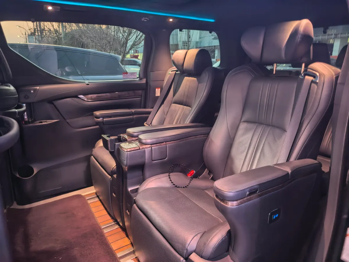 2021 Toyota Alphard 2.5L 117HP L4 E-CVT Hybrid,autocango,china used car exporter,china ev exporter,chinese used car exporter,chinese used ev exporter