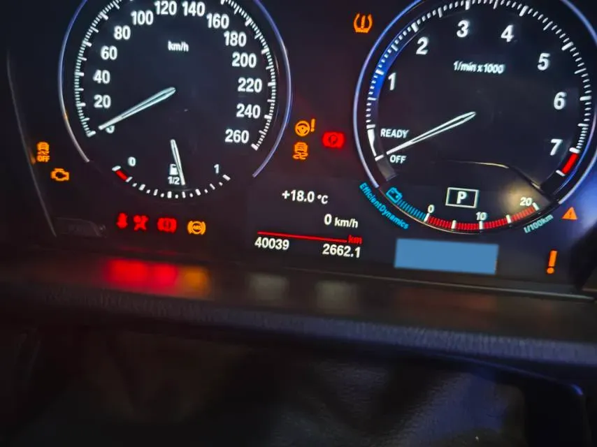 2022 BMW X1 2.0T 192HP L4 7DCT,autocango,china used car exporter,china ev exporter,chinese used car exporter,chinese used ev exporter