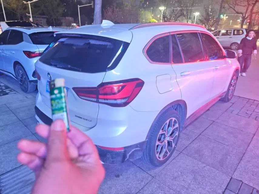 2022 BMW X1 2.0T 192HP L4 7DCT,autocango,china used car exporter,china ev exporter,chinese used car exporter,chinese used ev exporter