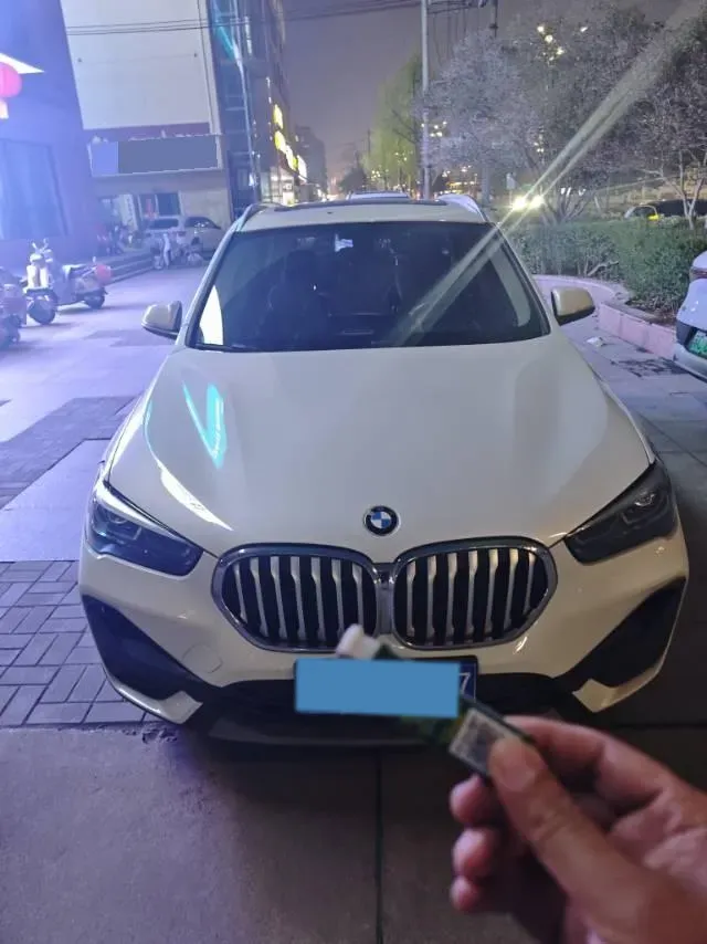 2022 BMW X1 2.0T 192HP L4 7DCT,autocango,china used car exporter,china ev exporter,chinese used car exporter,chinese used ev exporter