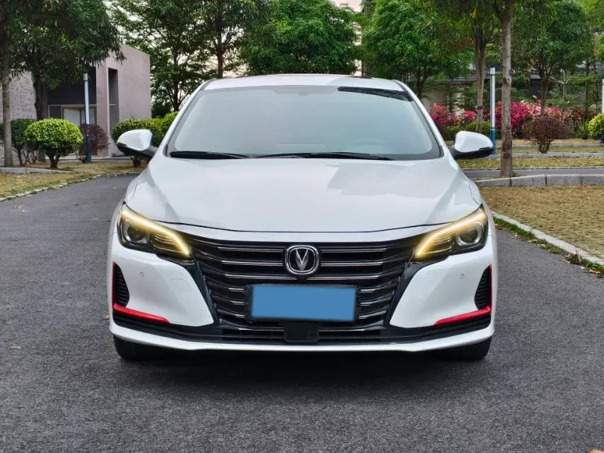 2021 ChangAn Raeton CC 1.5T 180HP L4 7DCT,autocango,china used car exporter,china ev exporter,chinese used car exporter,chinese used ev exporter