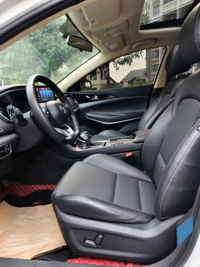 2021 ChangAn Raeton CC 1.5T 180HP L4 7DCT,autocango,china used car exporter,china ev exporter,chinese used car exporter,chinese used ev exporter