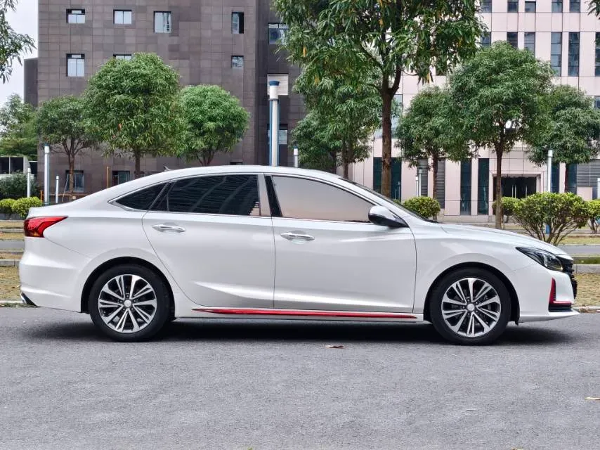 2021 ChangAn Raeton CC 1.5T 180HP L4 7DCT,autocango,china used car exporter,china ev exporter,chinese used car exporter,chinese used ev exporter