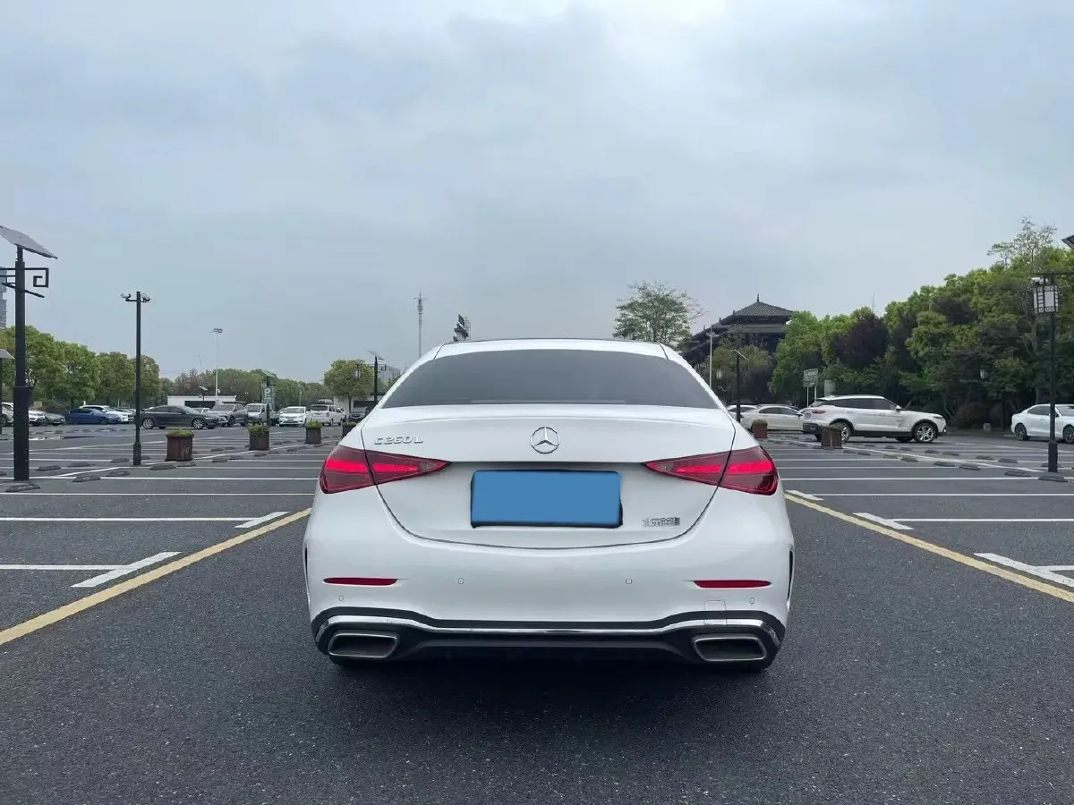 2024 Mercedes-Benz C Class 1.5T 204HP L4 9AT,autocango,china used car exporter,china ev exporter,chinese used car exporter,chinese used ev exporter