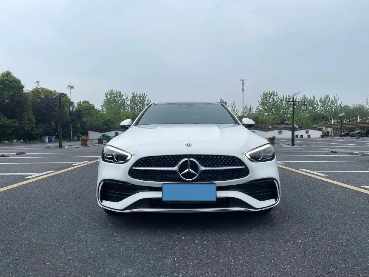 2024 Mercedes-Benz C Class 1.5T 204HP L4 9AT,autocango,china used car exporter,china ev exporter,chinese used car exporter,chinese used ev exporter