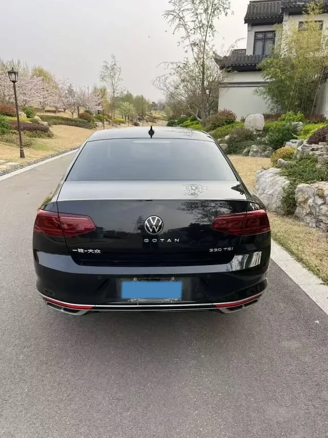 2023 Volkswagen Magotan 2.0T 186HP L4 7DCT,autocango,china used car exporter,china ev exporter,chinese used car exporter,chinese used ev exporter