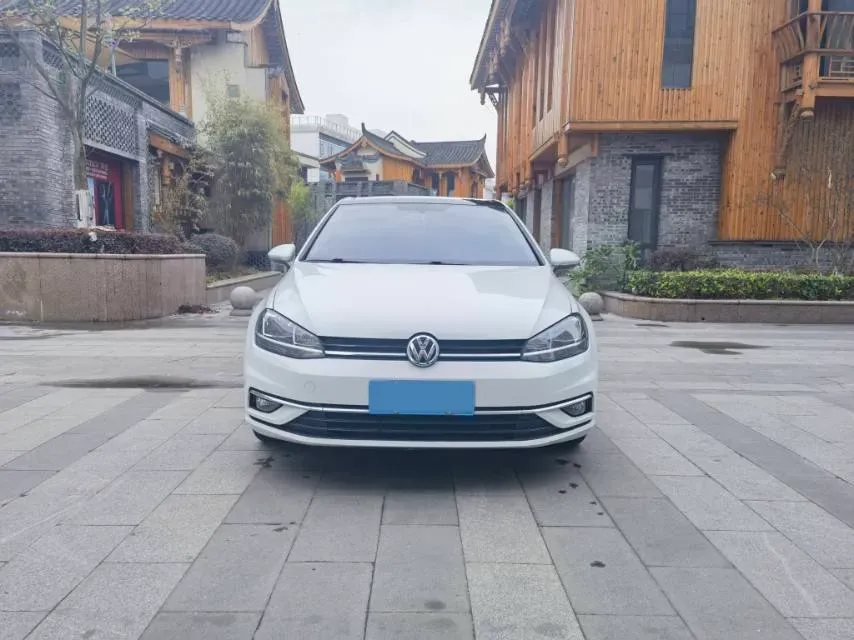 2018 Volkswagen Golf 1.4T 131HP L4 7DCT,autocango,china used car exporter,china ev exporter,chinese used car exporter,chinese used ev exporter