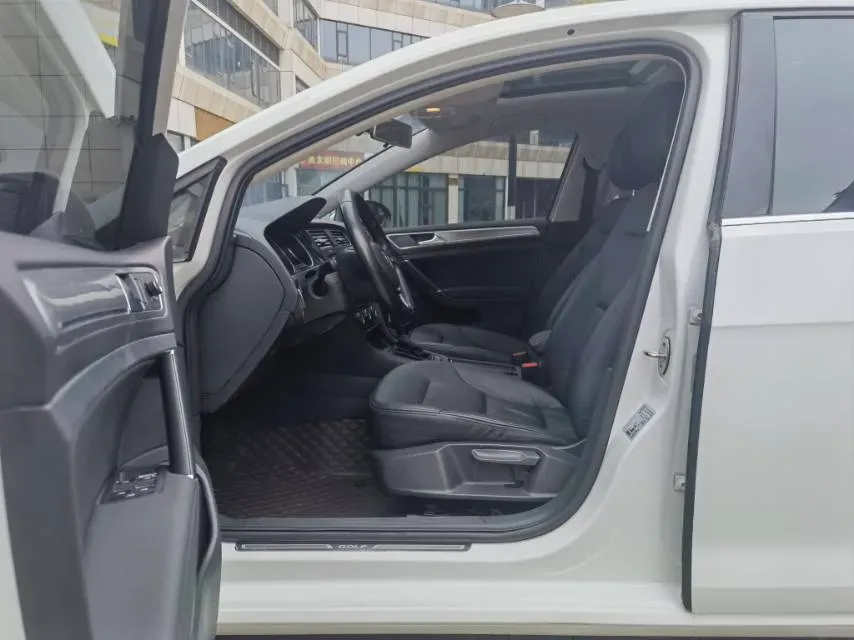 2018 Volkswagen Golf 1.4T 131HP L4 7DCT,autocango,china used car exporter,china ev exporter,chinese used car exporter,chinese used ev exporter