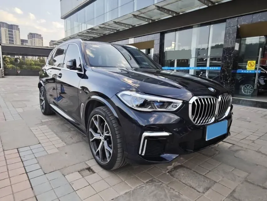 2022 BMW X5 3.0T 333HP L6 8AT,autocango,china used car exporter,china ev exporter,chinese used car exporter,chinese used ev exporter