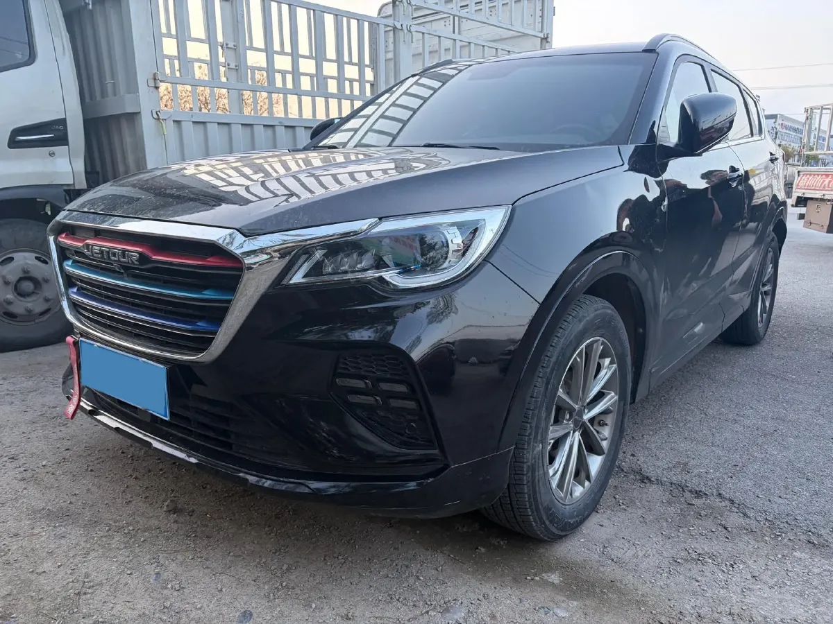 2020 Jetour X70 1.5T 156HP L4 6MT,autocango,china used car exporter,china ev exporter,chinese used car exporter,chinese used ev exporter