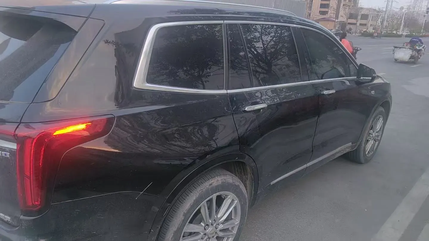 2022 Cadillac XT6 2.0T 237HP L4 9AT,autocango,china used car exporter,china ev exporter,chinese used car exporter,chinese used ev exporter