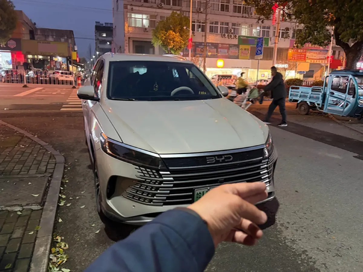 2025 BYD Sea Lion 05 DM-i 1.5L 101HP L4 E-CVT PHEV 12.9KWH,autocango,china used car exporter,china ev exporter,chinese used car exporter,chinese used ev exporter