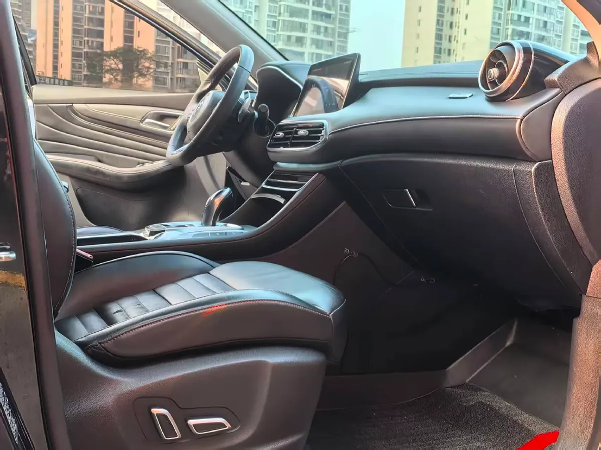 2019 MG HS 2.0T 231HP L4 6DCT,autocango,china used car exporter,china ev exporter,chinese used car exporter,chinese used ev exporter