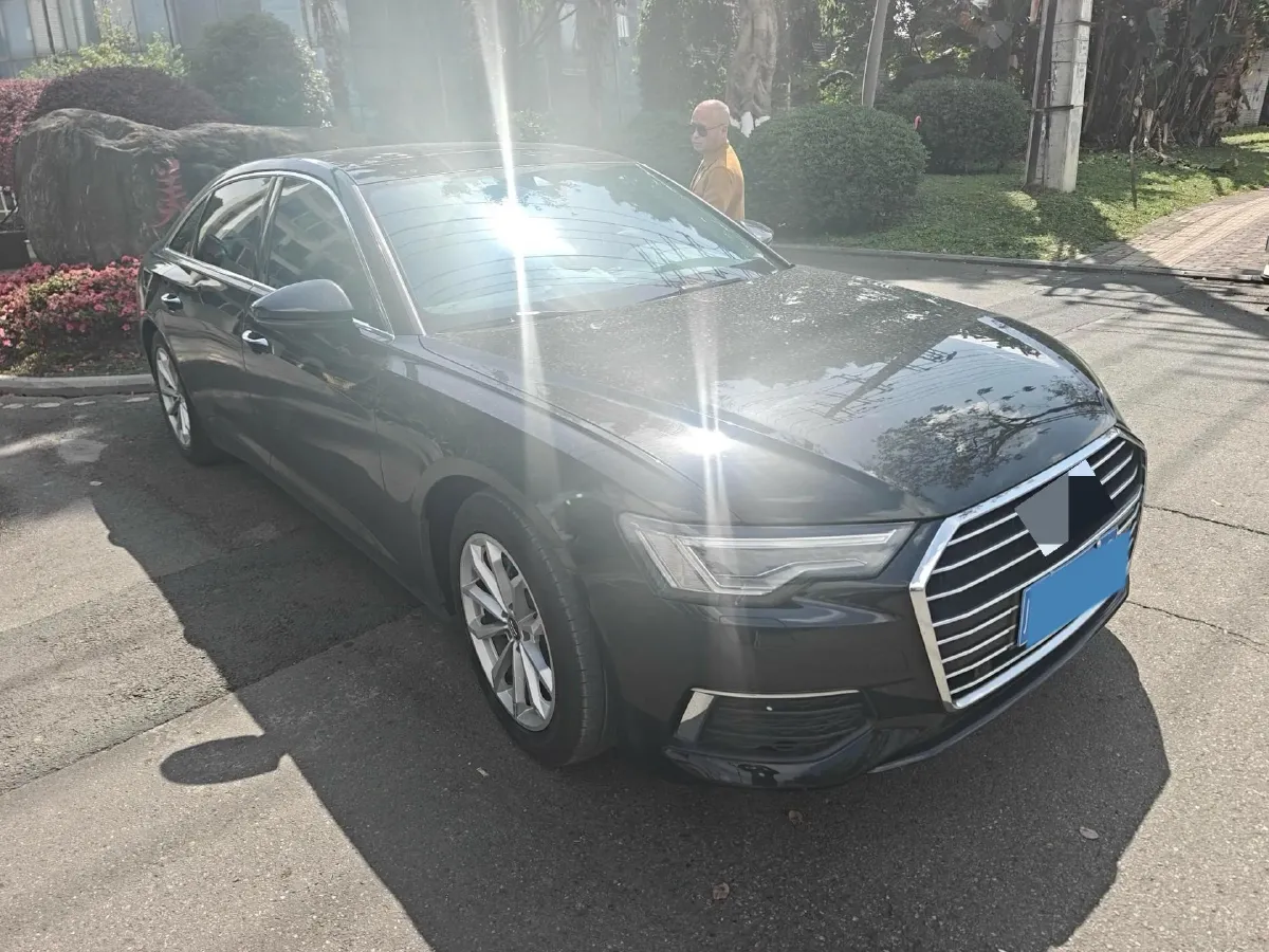 2019 Audi A6L 2.0T 190HP L4 7DCT,autocango,china used car exporter,china ev exporter,chinese used car exporter,chinese used ev exporter