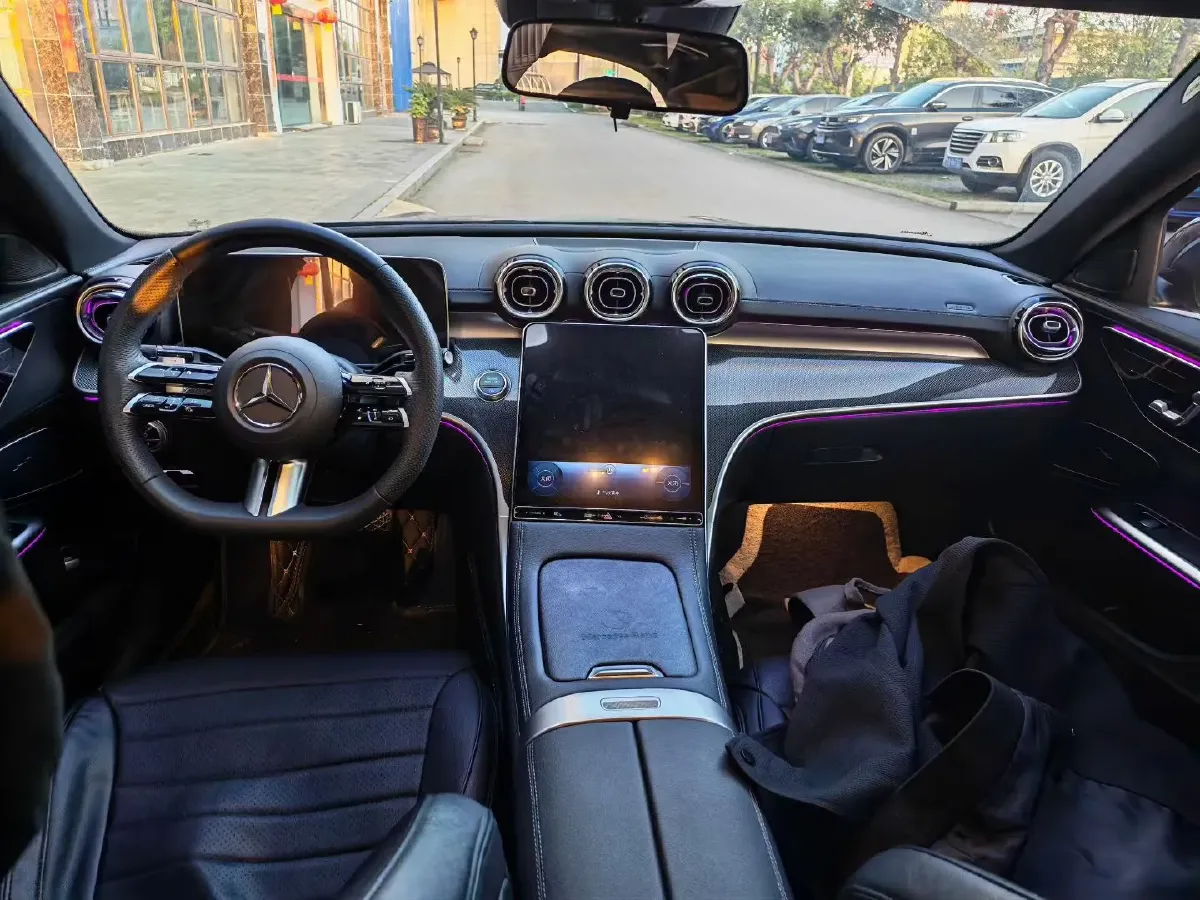 2024 Mercedes-Benz C Class 1.5T 204HP L4 9AT,autocango,china used car exporter,china ev exporter,chinese used car exporter,chinese used ev exporter