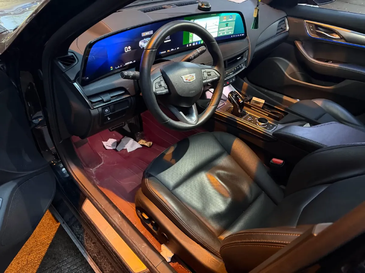 2024 Cadillac CT5 2.0T 237HP L4 10AT,autocango,china used car exporter,china ev exporter,chinese used car exporter,chinese used ev exporter