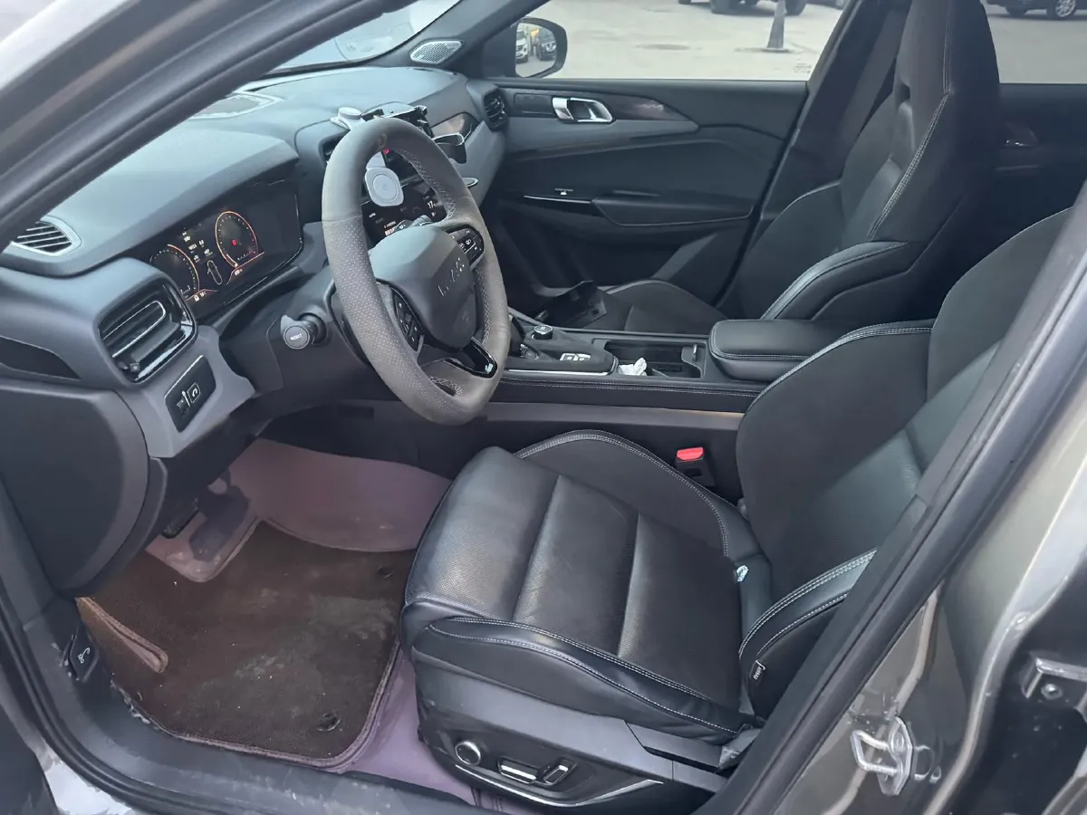 2022 LYNK&CO 03 2.0T 190HP L4 7DCT,autocango,china used car exporter,china ev exporter,chinese used car exporter,chinese used ev exporter