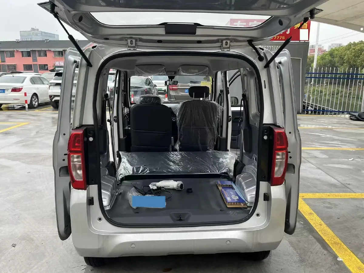 2025 WuLing ZhiGuang BEV,autocango,china used car exporter,china ev exporter,chinese used car exporter,chinese used ev exporter