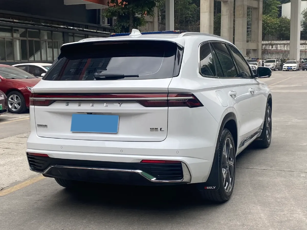2021 Geely Monjaro 2.0T 218HP L4 7DCT,autocango,china used car exporter,china ev exporter,chinese used car exporter,chinese used ev exporter