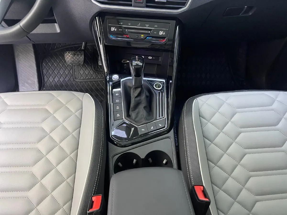 2023 Volkswagen Tayron 1.4T 150HP L4 7DCT,autocango,china used car exporter,china ev exporter,chinese used car exporter,chinese used ev exporter