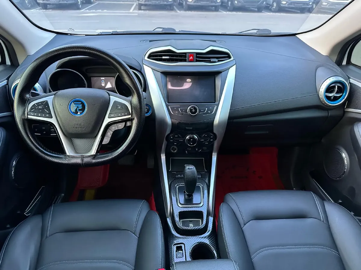 2018 BYD Yuan BEV 42KWH,autocango,china used car exporter,china ev exporter,chinese used car exporter,chinese used ev exporter