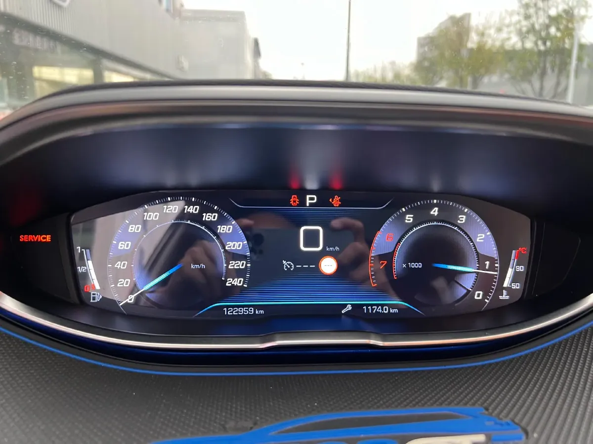 2017 Peugeot 5008 1.6T 167HP L4 6AT,autocango,china used car exporter,china ev exporter,chinese used car exporter,chinese used ev exporter