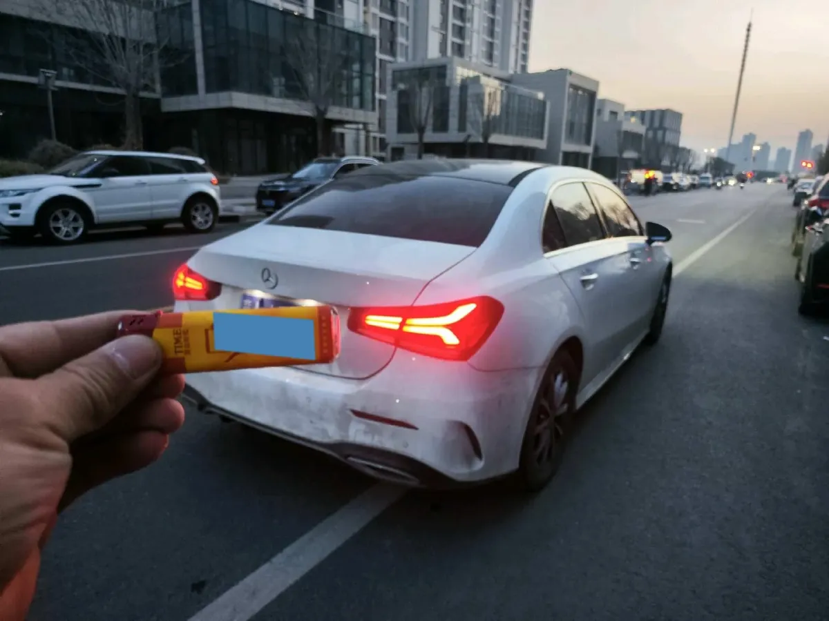 2021 Mercedes-Benz A Class 1.3T 163HP L4 7DCT,autocango,china used car exporter,china ev exporter,chinese used car exporter,chinese used ev exporter