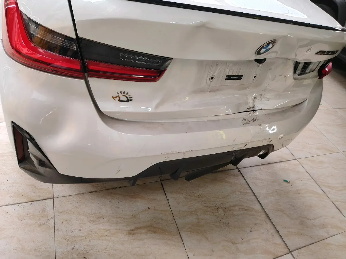 2024 BMW 3 Series 2.0T 245HP L4 8AT,autocango,china used car exporter,china ev exporter,chinese used car exporter,chinese used ev exporter