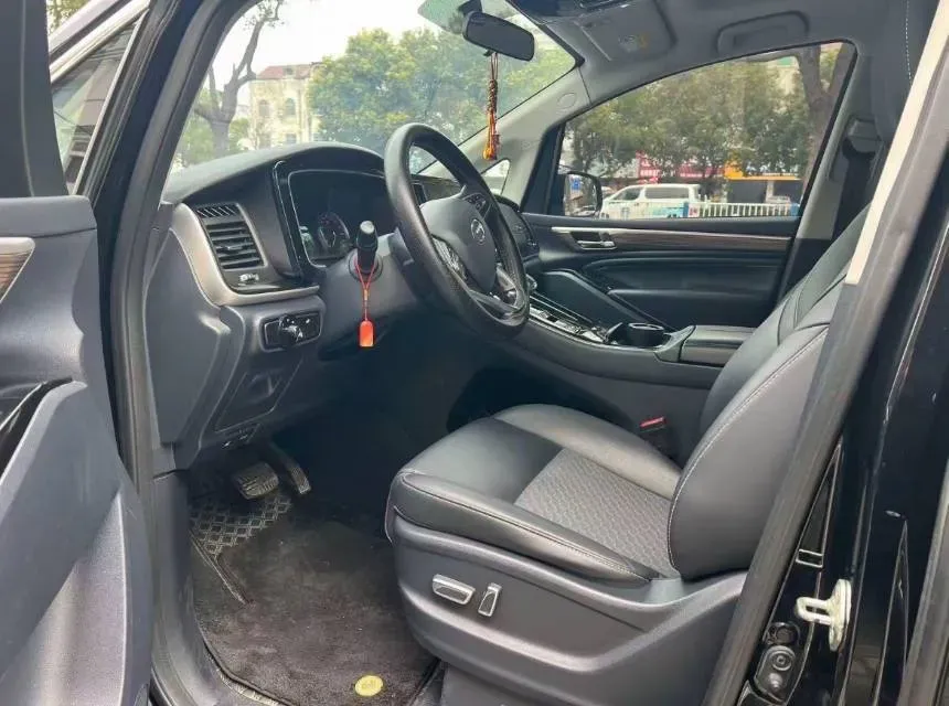 2023 GAC Trumpchi M8 2.0T 252HP L4 8AT,autocango,china used car exporter,china ev exporter,chinese used car exporter,chinese used ev exporter