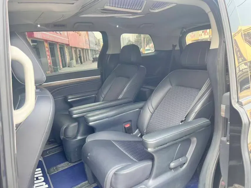 2023 GAC Trumpchi M8 2.0T 252HP L4 8AT,autocango,china used car exporter,china ev exporter,chinese used car exporter,chinese used ev exporter