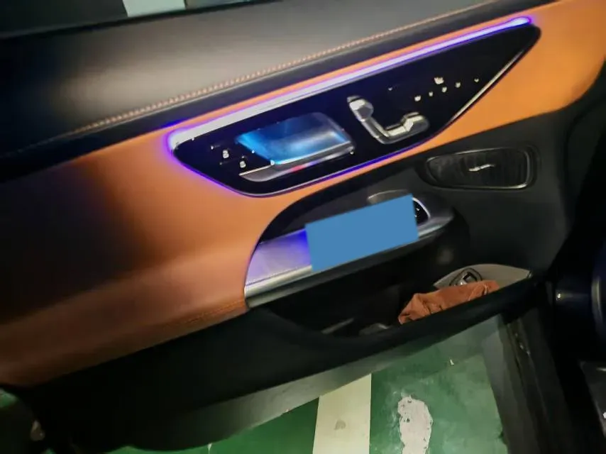 2024 Mercedes-Benz GLC Class 2.0T 204HP L4 9AT,autocango,china used car exporter,china ev exporter,chinese used car exporter,chinese used ev exporter