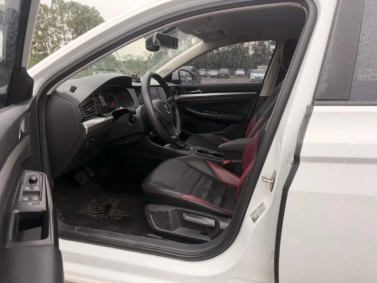 2021 Volkswagen Bora 1.5L 113HP L4 6AT,autocango,china used car exporter,china ev exporter,chinese used car exporter,chinese used ev exporter