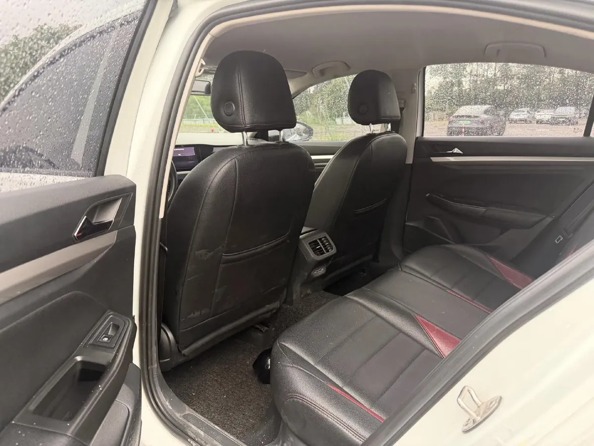 2021 Volkswagen Bora 1.5L 113HP L4 6AT,autocango,china used car exporter,china ev exporter,chinese used car exporter,chinese used ev exporter