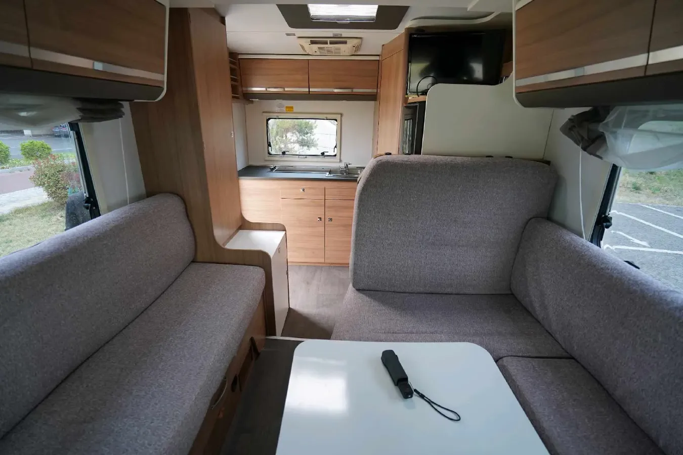 2018 Ford Explorer 2.3T 276HP L4 6AT,autocango,china used car exporter,china ev exporter,chinese used car exporter,chinese used ev exporter