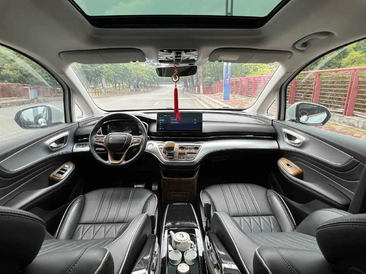 2021 Roewe iMAX8 2.0T 234HP L4 8AT,autocango,china used car exporter,china ev exporter,chinese used car exporter,chinese used ev exporter