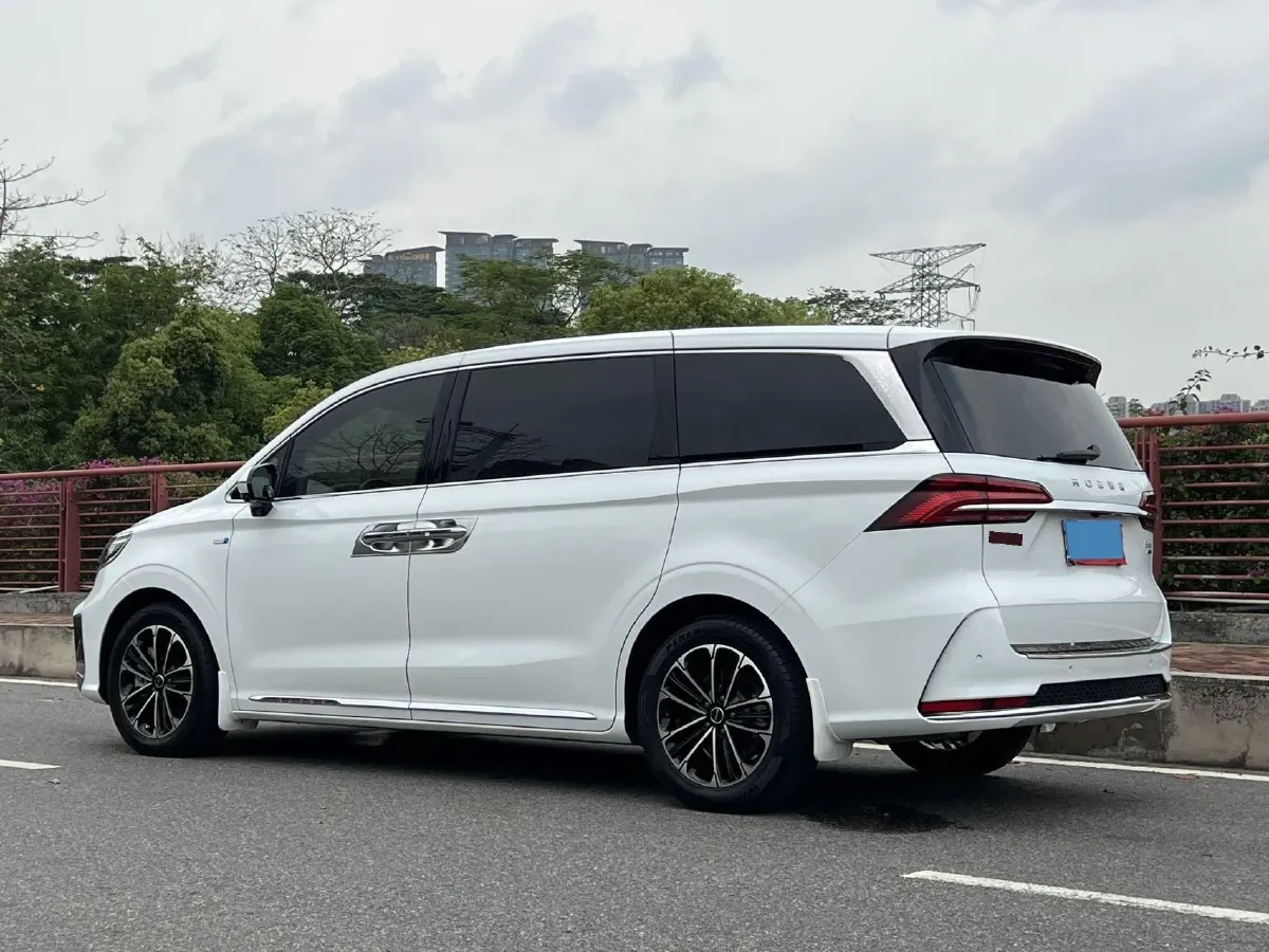 2021 Roewe iMAX8 2.0T 234HP L4 8AT,autocango,china used car exporter,china ev exporter,chinese used car exporter,chinese used ev exporter