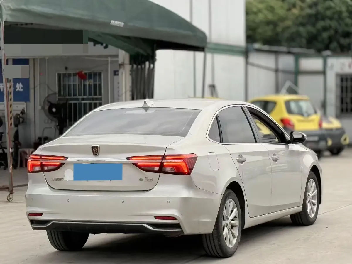 2017 Roewe i6 1.0T 125HP L3 2AT PHEV,autocango,china used car exporter,china ev exporter,chinese used car exporter,chinese used ev exporter