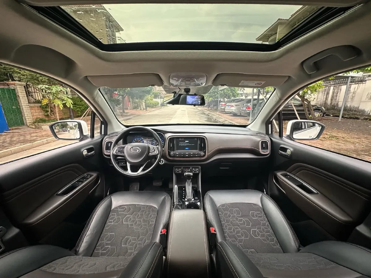 2019 GAC Trumpchi GS3 1.5T 163HP L3 7DCT,autocango,china used car exporter,china ev exporter,chinese used car exporter,chinese used ev exporter