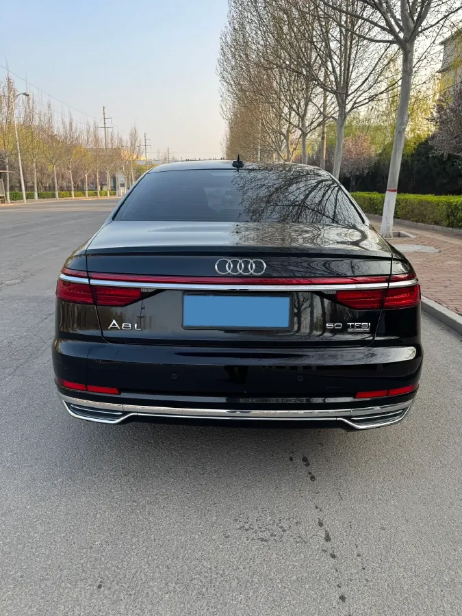 2021 Audi A8 3.0T 286HP V6 8AT,autocango,china used car exporter,china ev exporter,chinese used car exporter,chinese used ev exporter