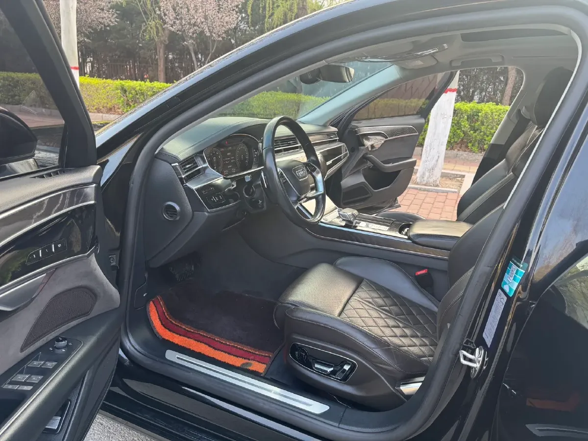 2021 Audi A8 3.0T 286HP V6 8AT,autocango,china used car exporter,china ev exporter,chinese used car exporter,chinese used ev exporter
