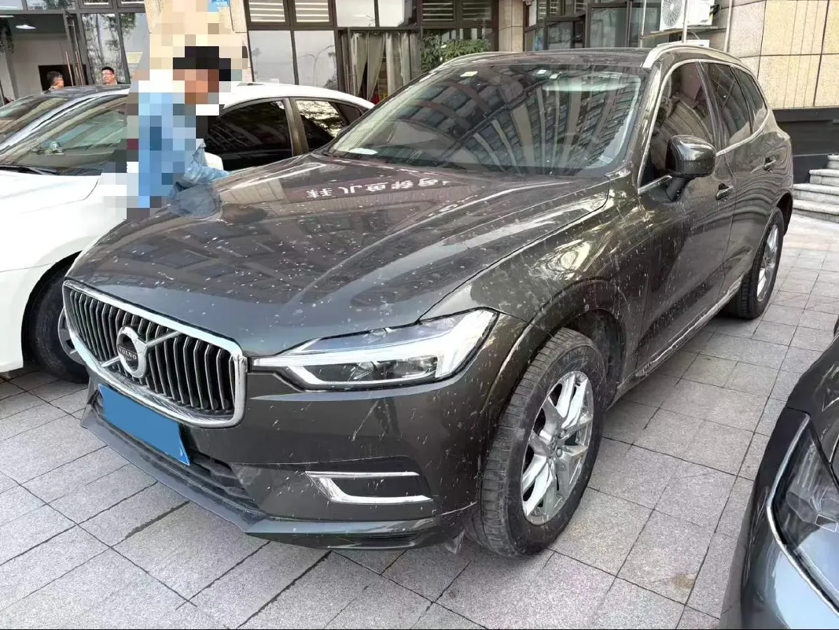 2020 Volvo XC60 2.0T 254HP L4 8AT,autocango,china used car exporter,china ev exporter,chinese used car exporter,chinese used ev exporter
