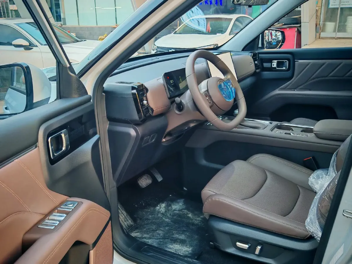 2026 Geely Galaxy Starshine 6 1.5L 112HP L4 1DHT PHEV,autocango,china used car exporter,china ev exporter,chinese used car exporter,chinese used ev exporter