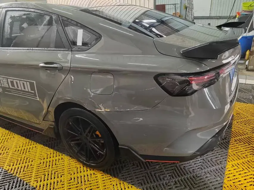 2022 Geely Binray 1.5T 181HP L4 7DCT,autocango,china used car exporter,china ev exporter,chinese used car exporter,chinese used ev exporter