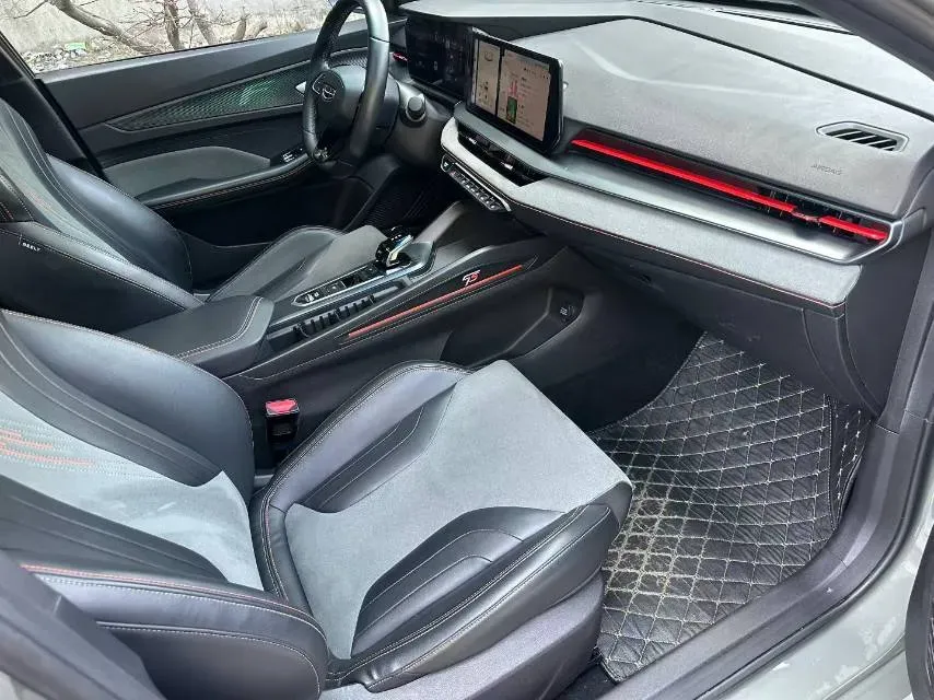 2022 Geely Binray 1.5T 181HP L4 7DCT,autocango,china used car exporter,china ev exporter,chinese used car exporter,chinese used ev exporter