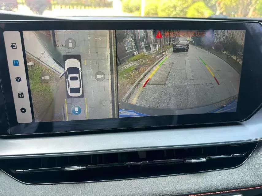 2022 Geely Binray 1.5T 181HP L4 7DCT,autocango,china used car exporter,china ev exporter,chinese used car exporter,chinese used ev exporter