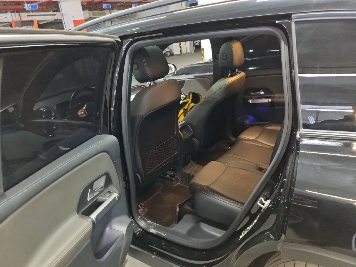 2023 Mercedes-Benz GLB AMG 2.0T 306HP L4 8DCT,autocango,china used car exporter,china ev exporter,chinese used car exporter,chinese used ev exporter