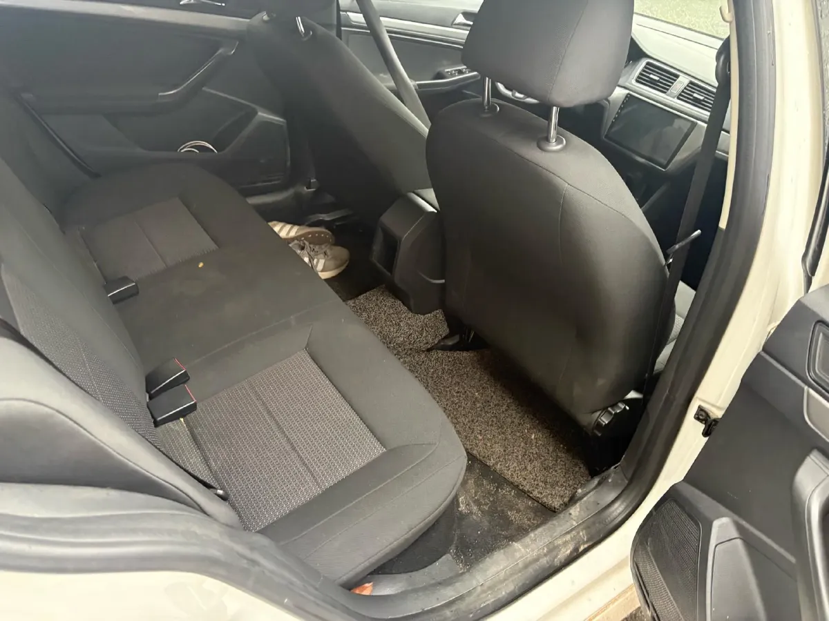 2017 Volkswagen Lavida 1.6L 110HP L4 6AT,autocango,china used car exporter,china ev exporter,chinese used car exporter,chinese used ev exporter